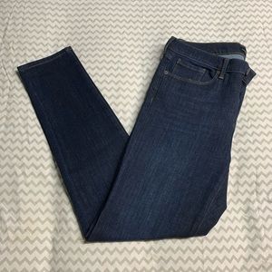 Banana Republic dark washed skinny 31 Long